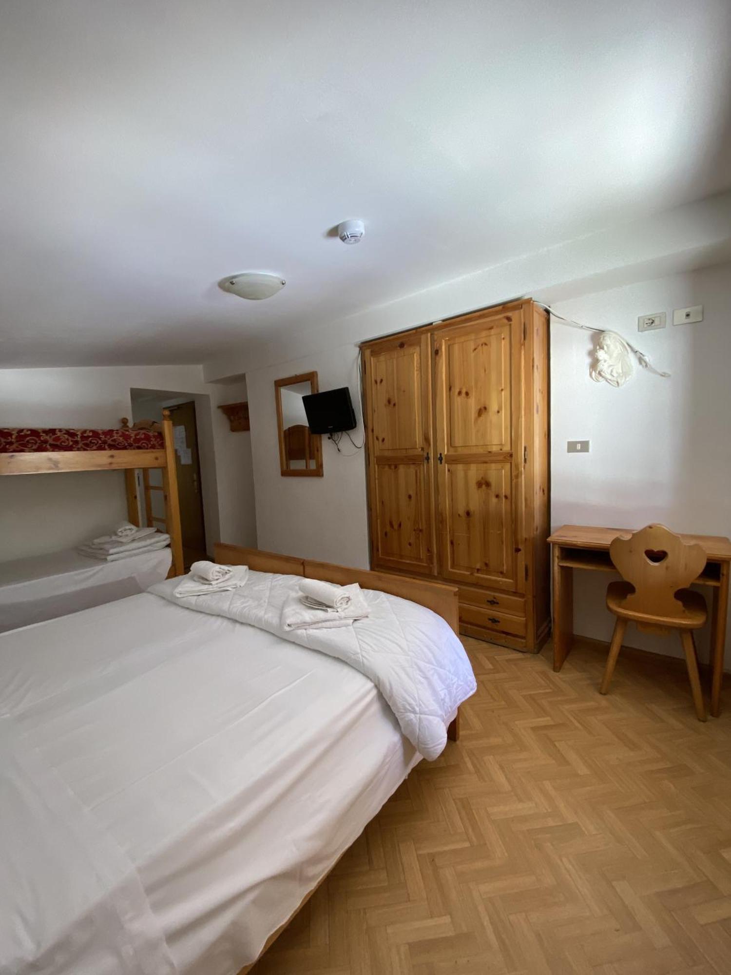 Casa Per Ferie Villa Romagna ポッツァ・ディ・ファッサ エクステリア 写真